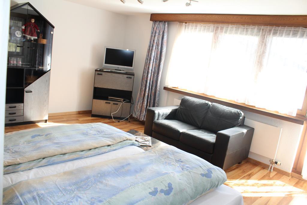 Ferienwohnung Silberdistel, Saastalstrasse 178 Екстер'єр фото